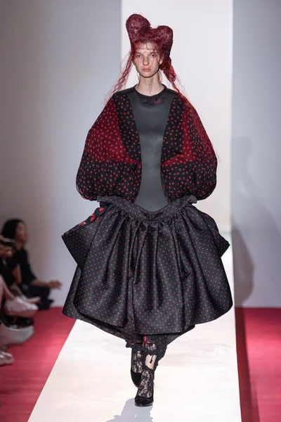 Look 17